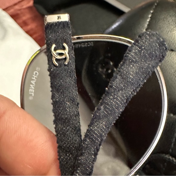 BRAND NEW NEVER USED CHANEL AVIATOR SUNGLASSES - Picture 4 of 6